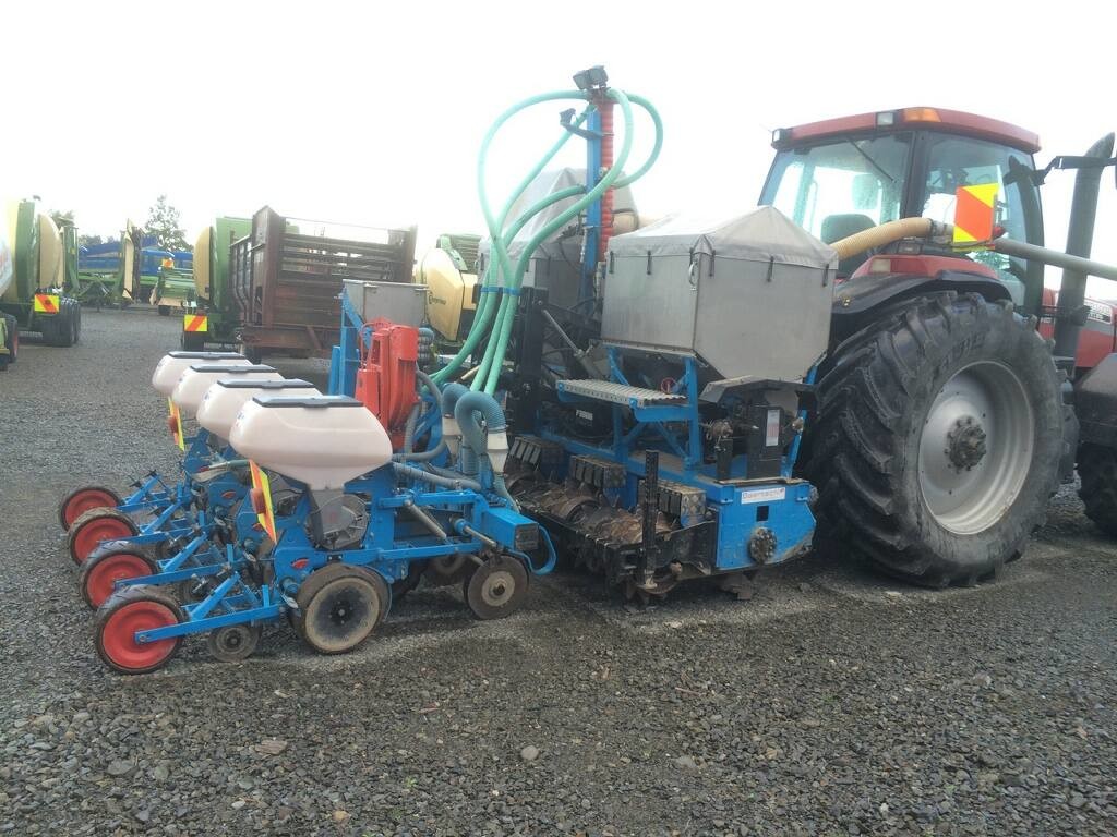 Oekosem Rotor Strip-Tiller and Monosem Planter